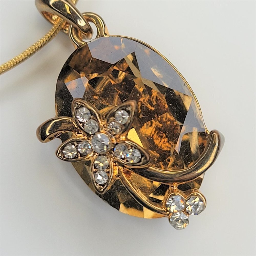 Fashion Pendant Necklace